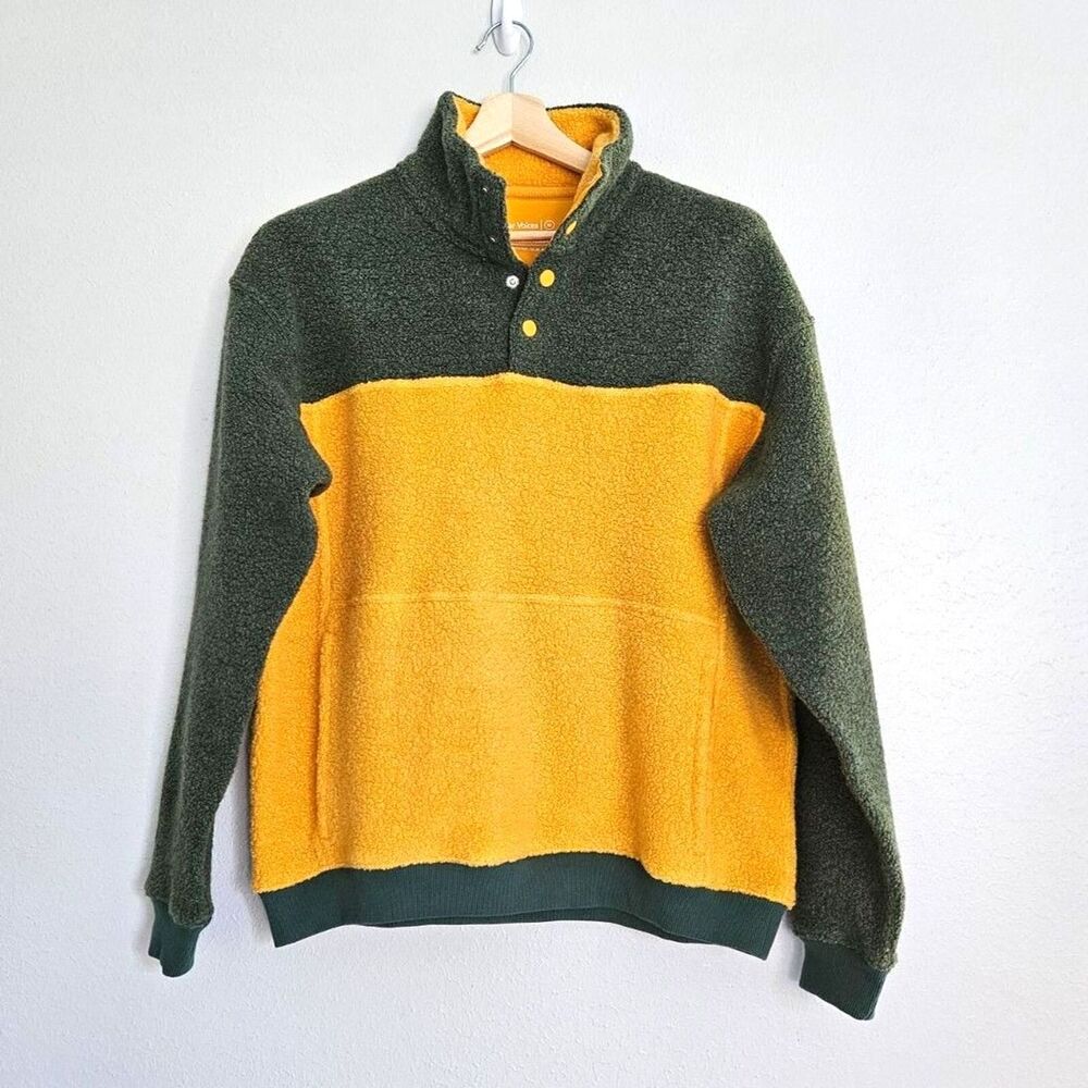 NWT Outdoor Voices Unisex MegaFleece Quarter-snap Pull-over Size M Yellow Green